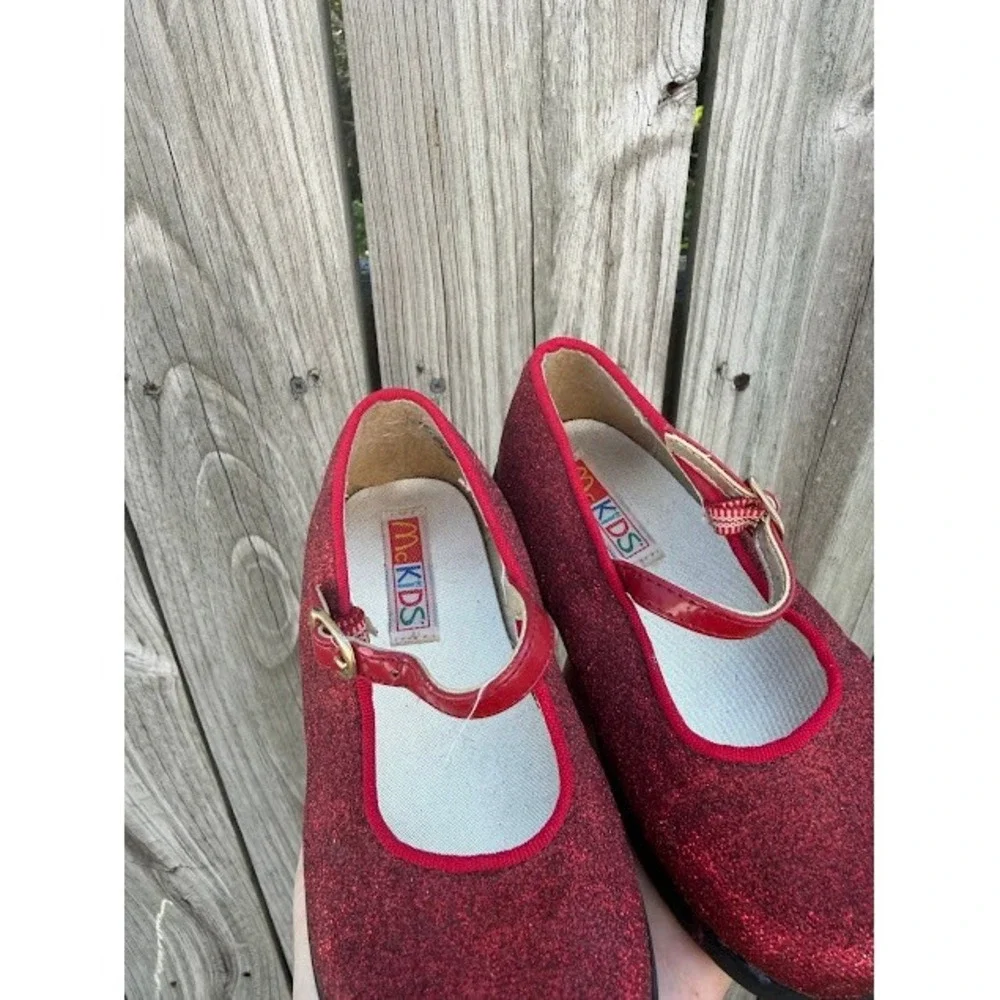 Vintage Glitter Dorothy McKids Mary Jane Shoes Size 6 Red Sparkly Buckle Flats